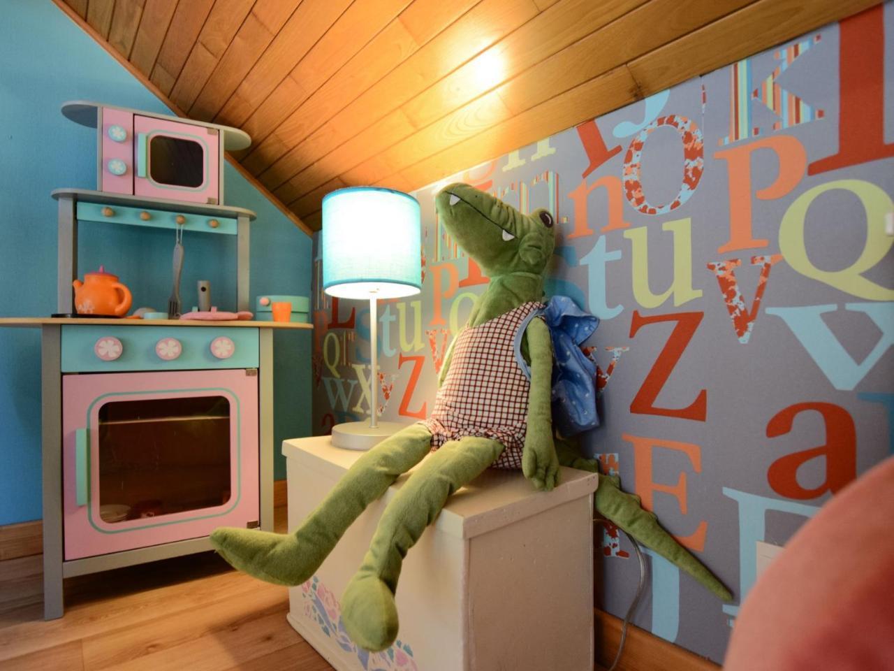 Cozy Holiday Home In Noville With Private Terrace Luzery ภายนอก รูปภาพ